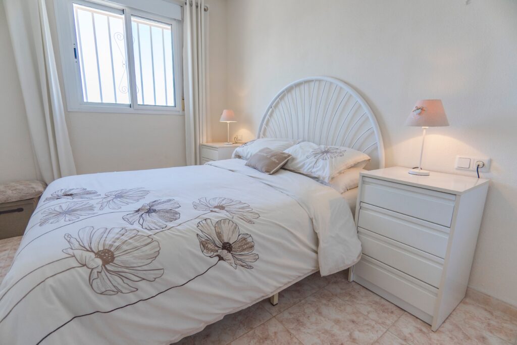 o_1iocqbrpsaclkuh18o018cf1p5541