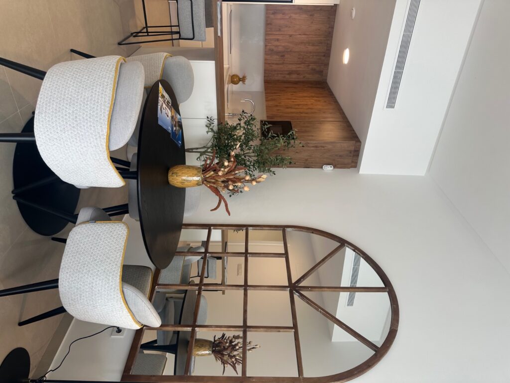 o_1iopmlo6o3ac8t515h3b5j9mv1n